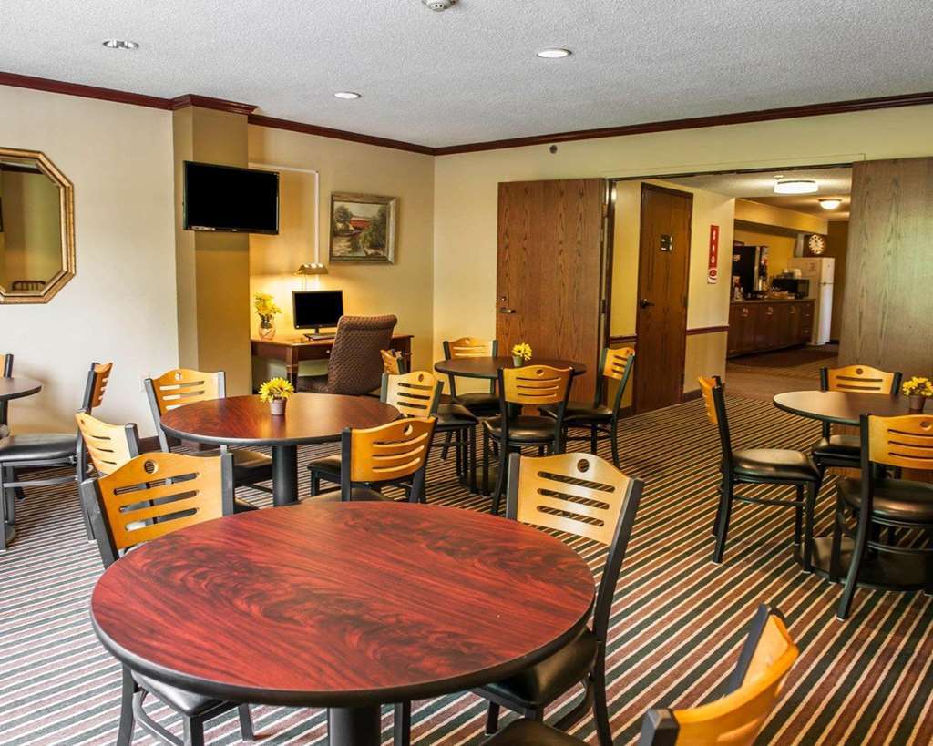Royal Hotel